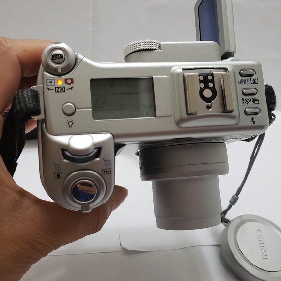 Canon powerShot G6 Camera - Picture 5 of 8